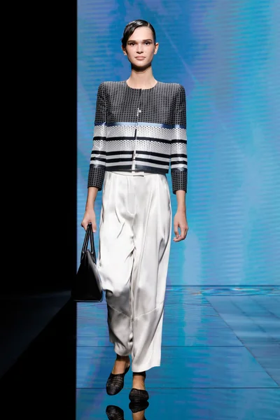 Look 44